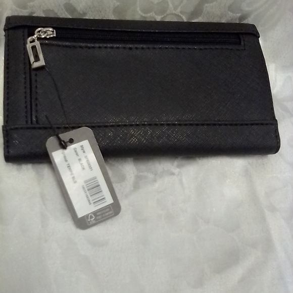 Guess Wallet - Picture 5 of 5
